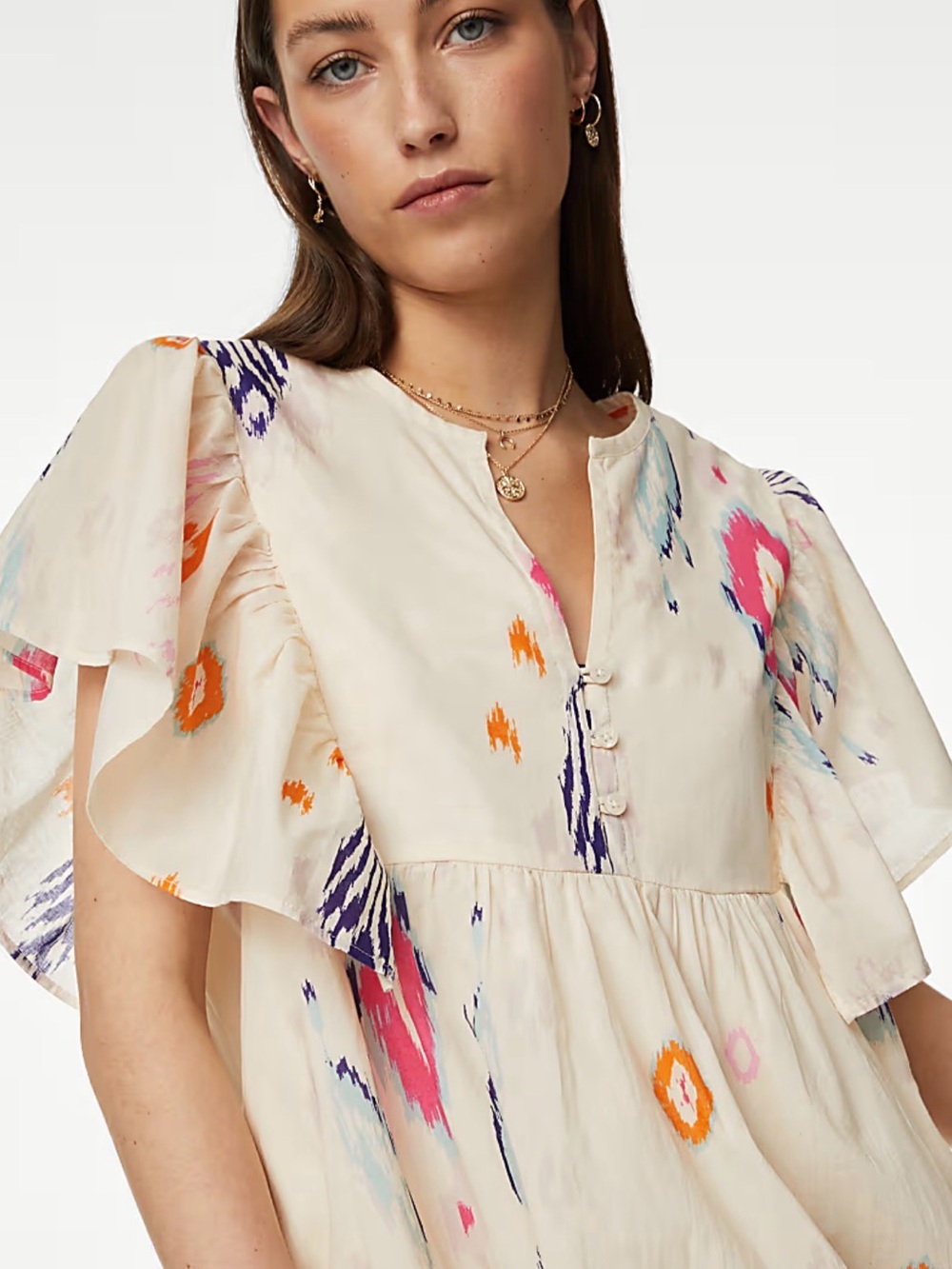 per una Ivory Ikat-Print Flutter-Sleeve dress